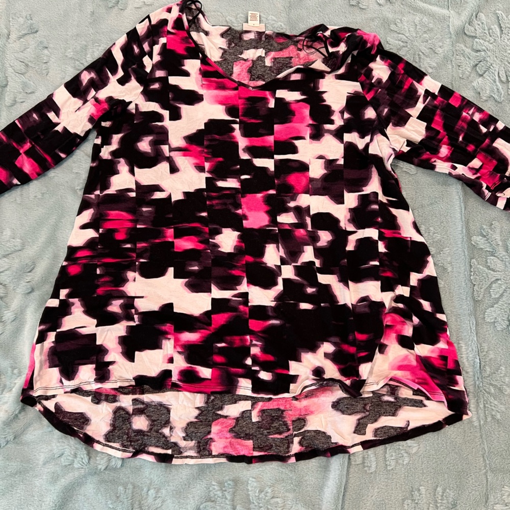 Mercer & Madison Pink and Black Tunic